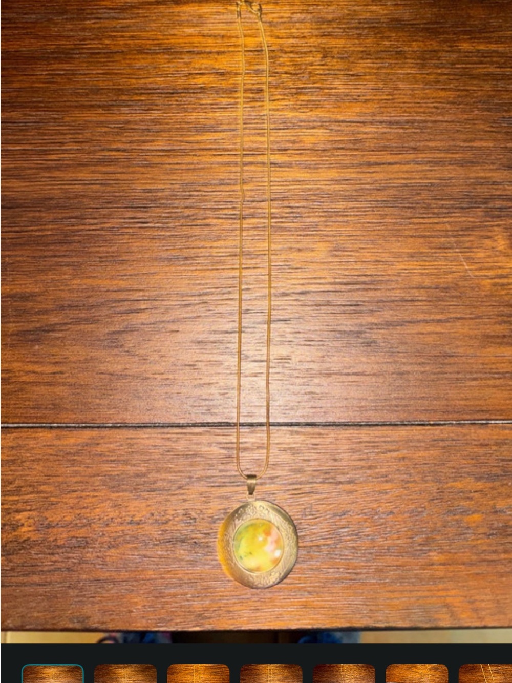 Gold-Tone Glass Globe Pendant Necklace - Unbranded